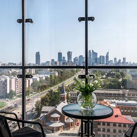 Wola Tower Deluxe Separate Bedroom With Free Garage - By Perfect Apart Warsawa Bagian luar foto