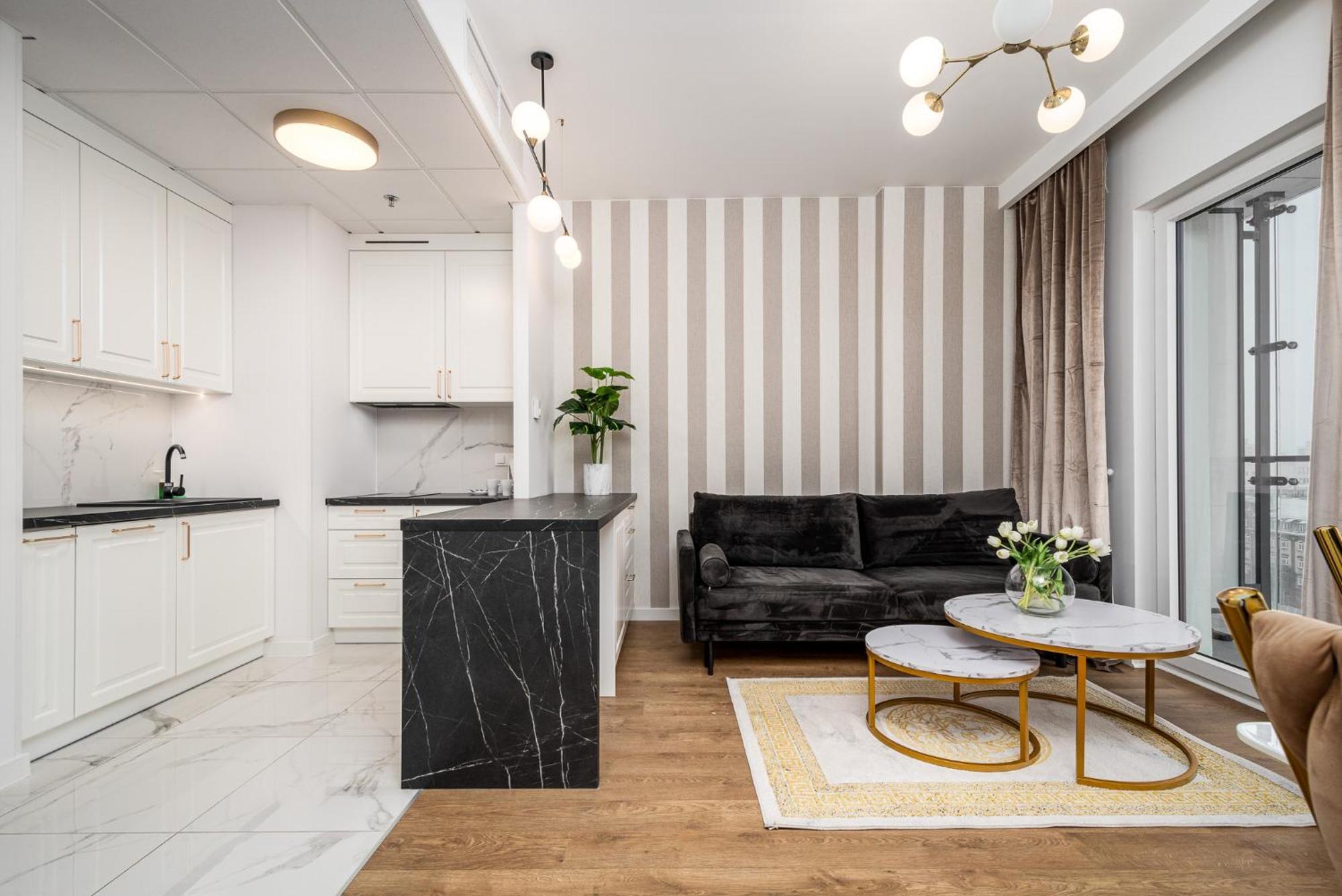 Wola Tower Deluxe Separate Bedroom With Free Garage - By Perfect Apart Warsawa Bagian luar foto